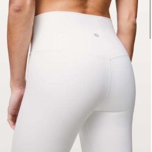 Lululemon Align 25” White Leggings 💕